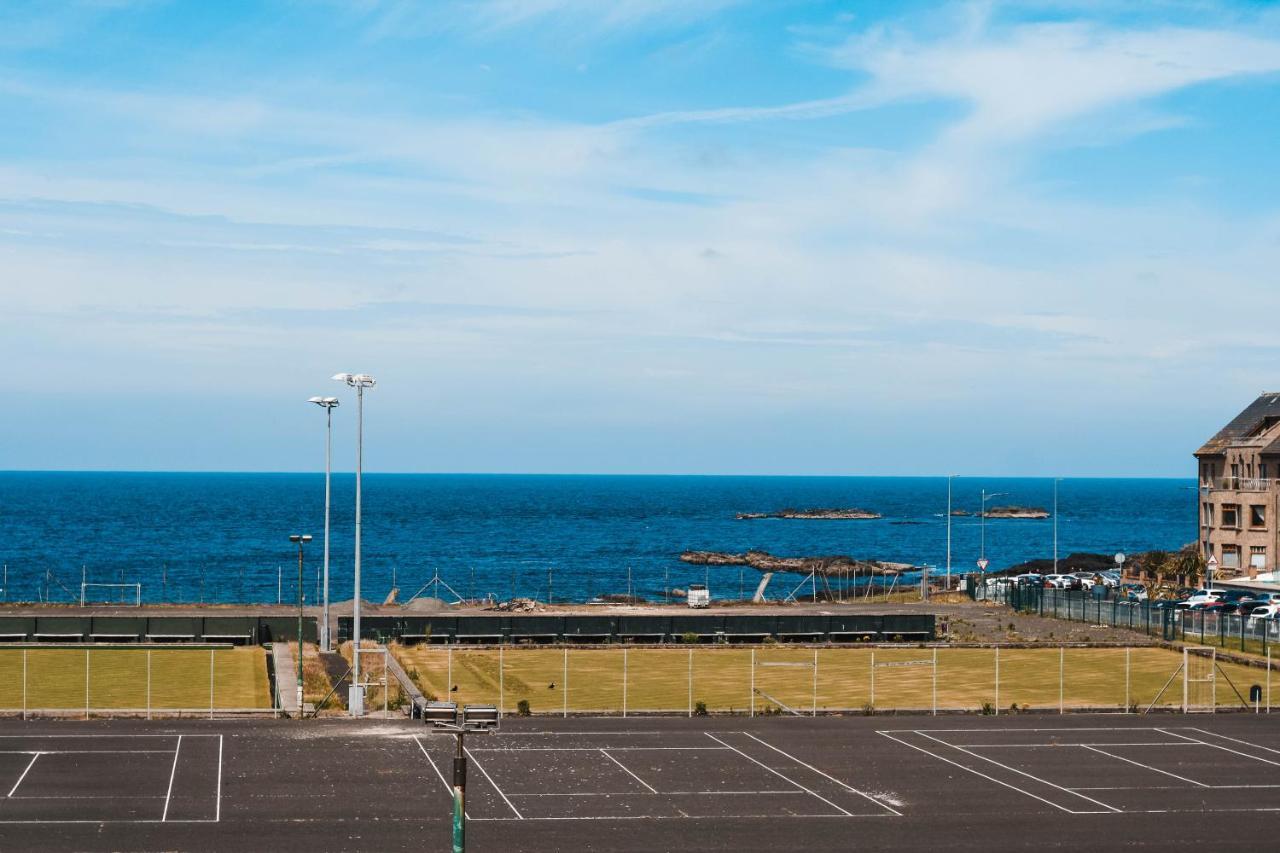 Luxury Sea View Apartment Portrush Exterior photo